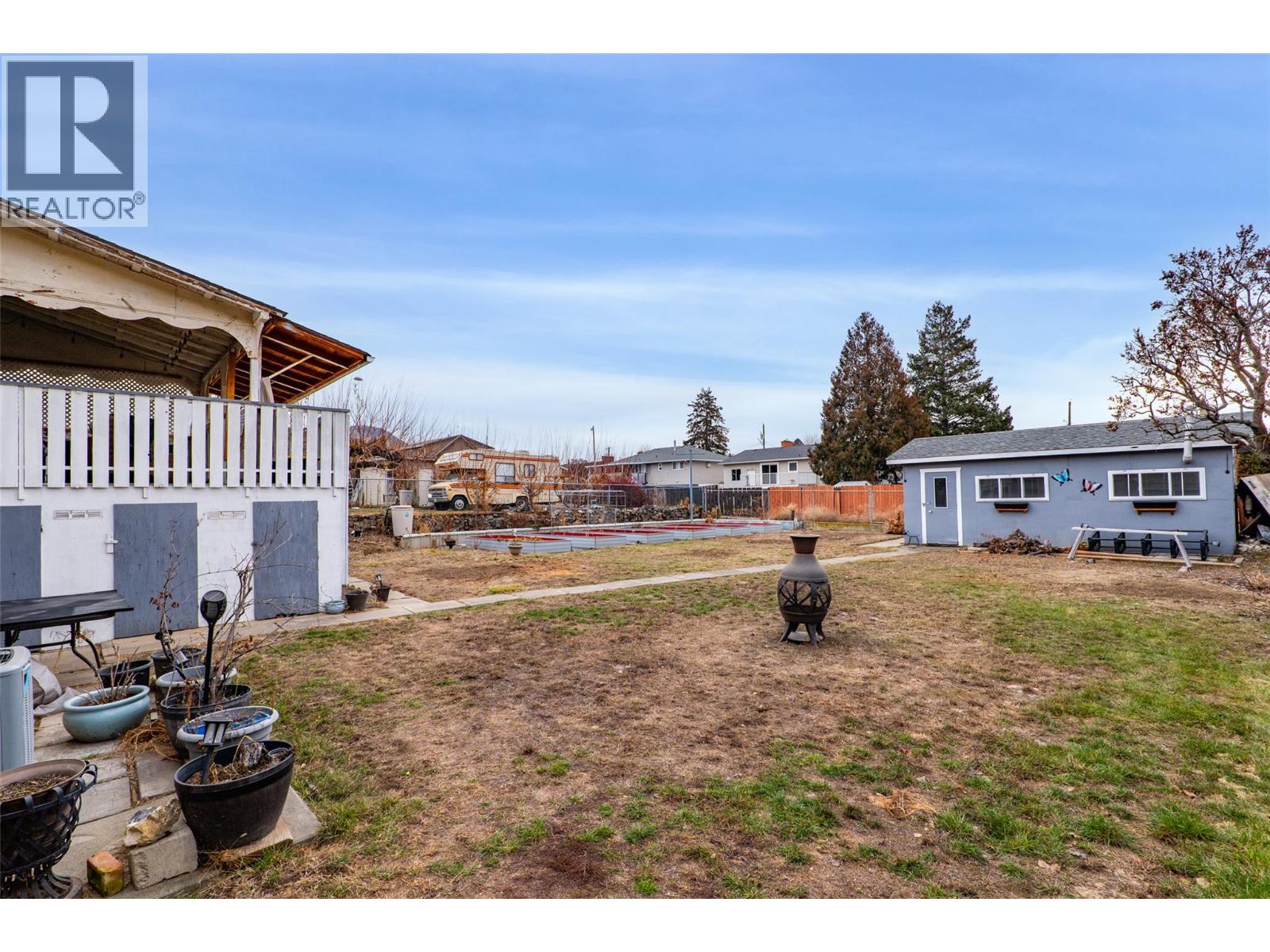 881 PEMBROKE AVENUE - 25