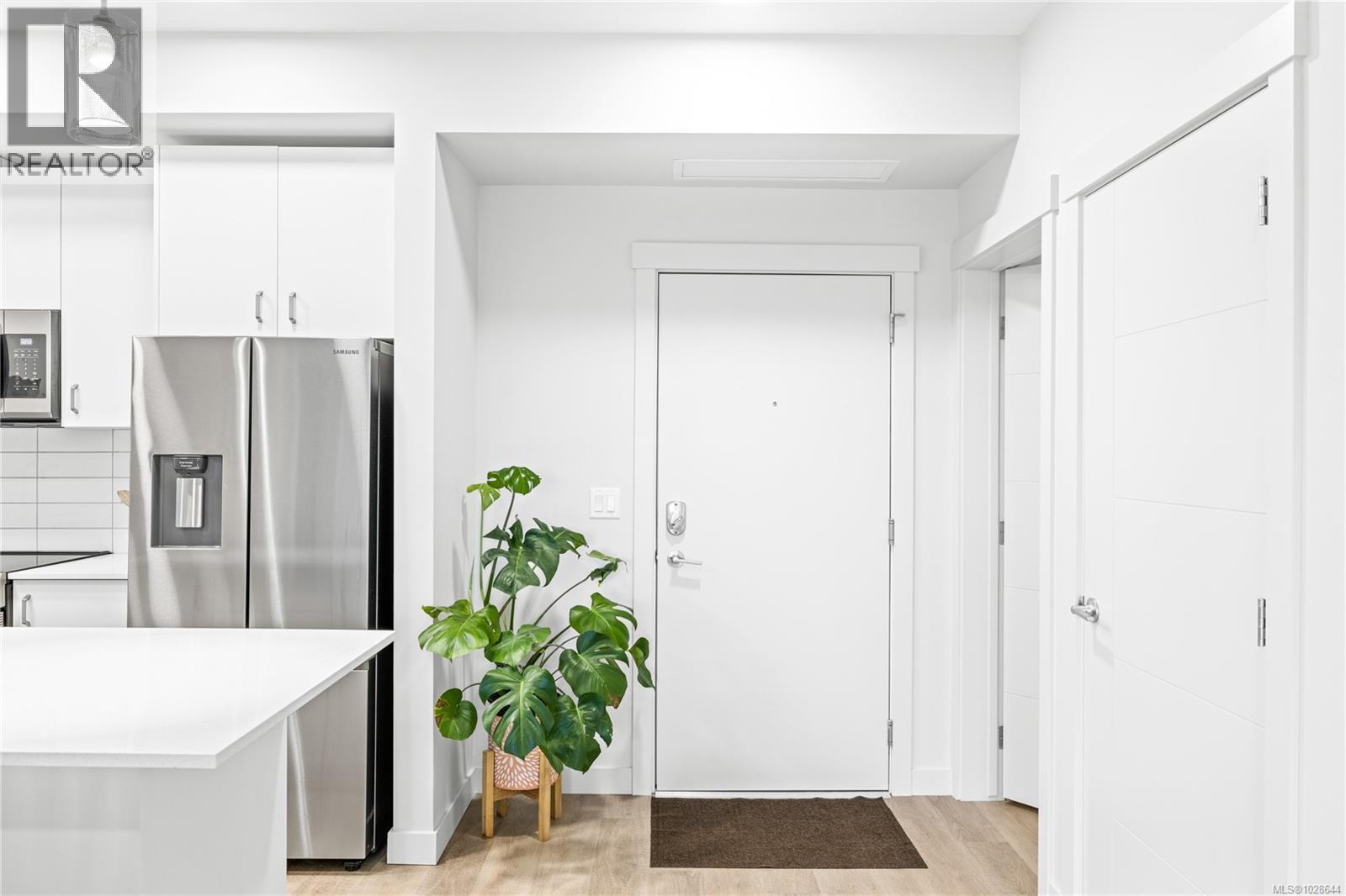 103E 120 Jensen Ave W, Parksville