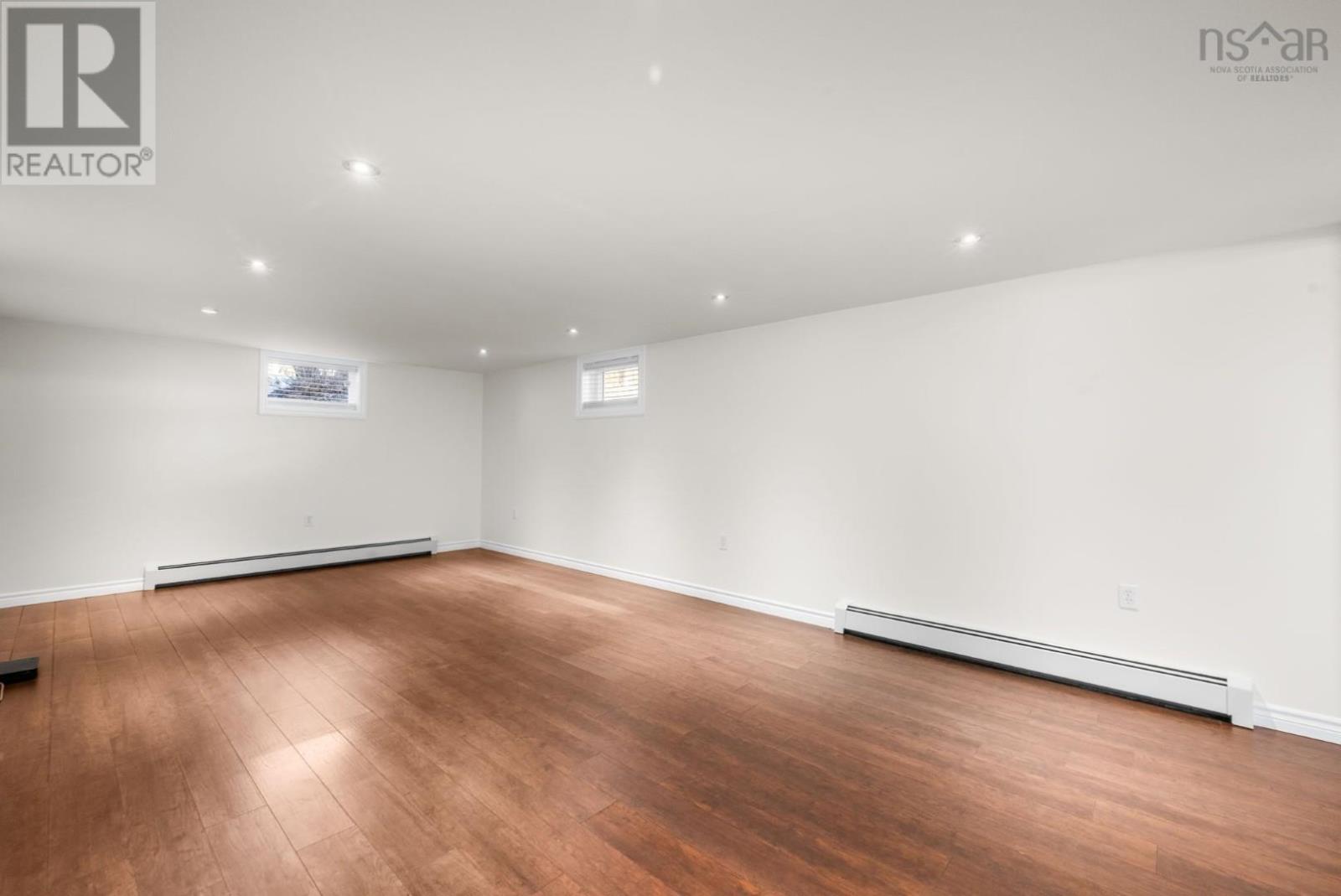 Property 21 of 46 of 21 Smith Avenue