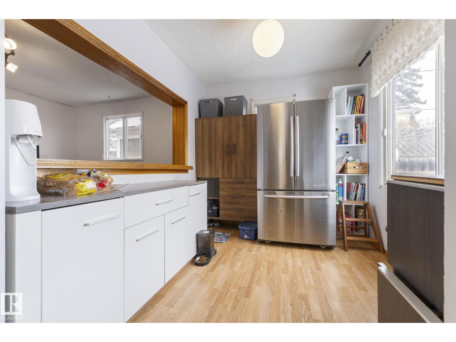 11521 92 ST NW, Edmonton