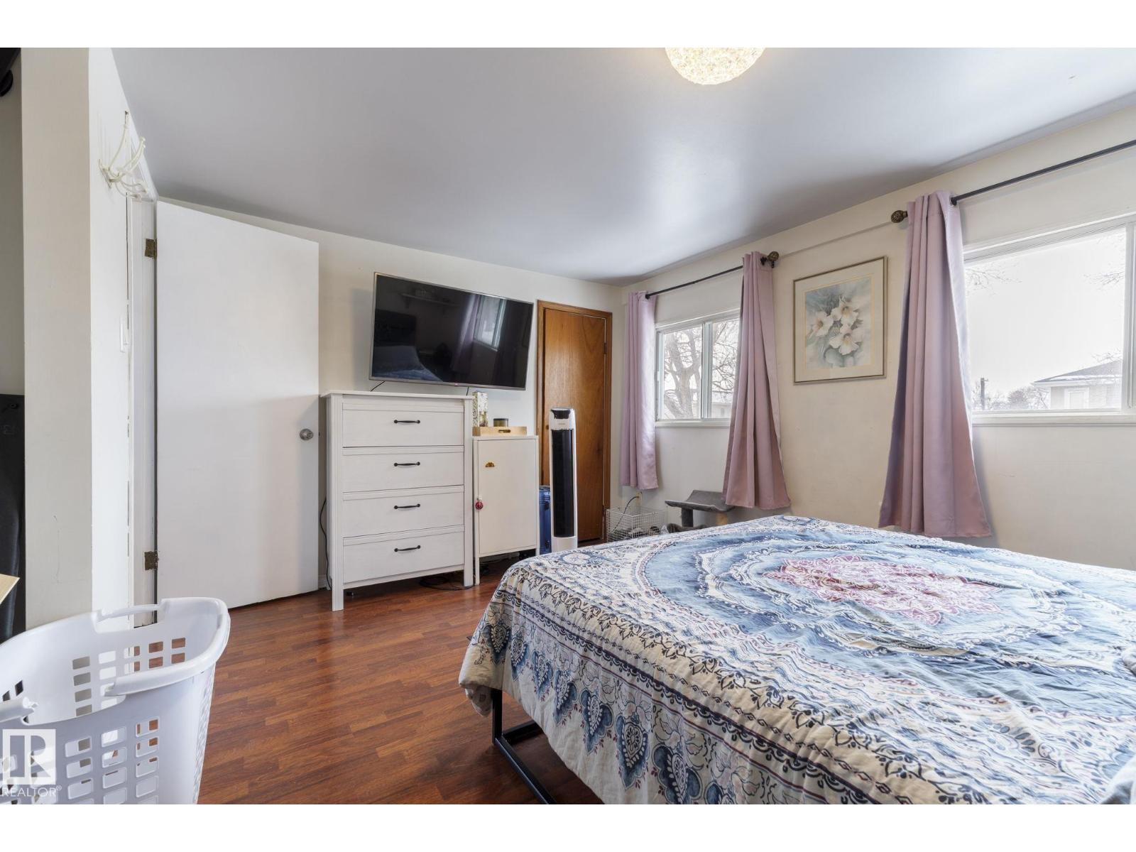 11521 92 ST NW, Edmonton