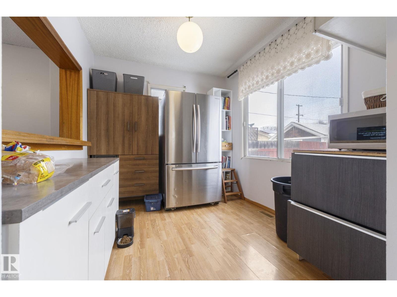 11521 92 ST NW, Edmonton