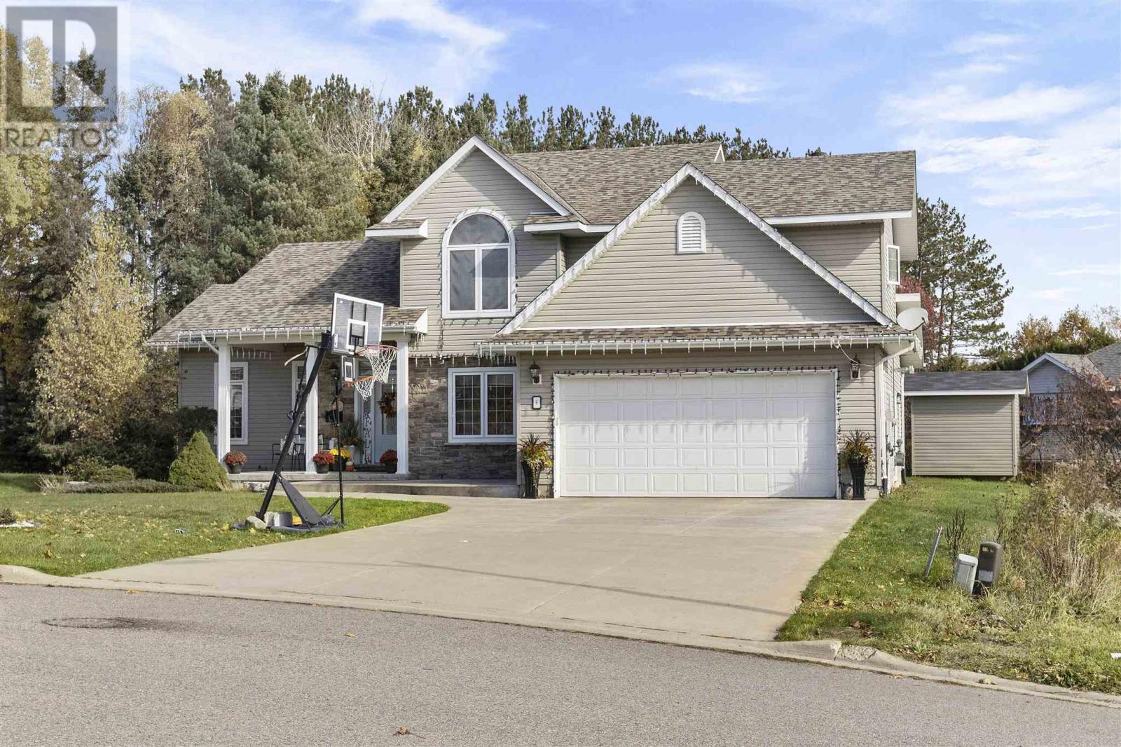 6 Millstream DR, Sault Ste. Marie, Ontario
