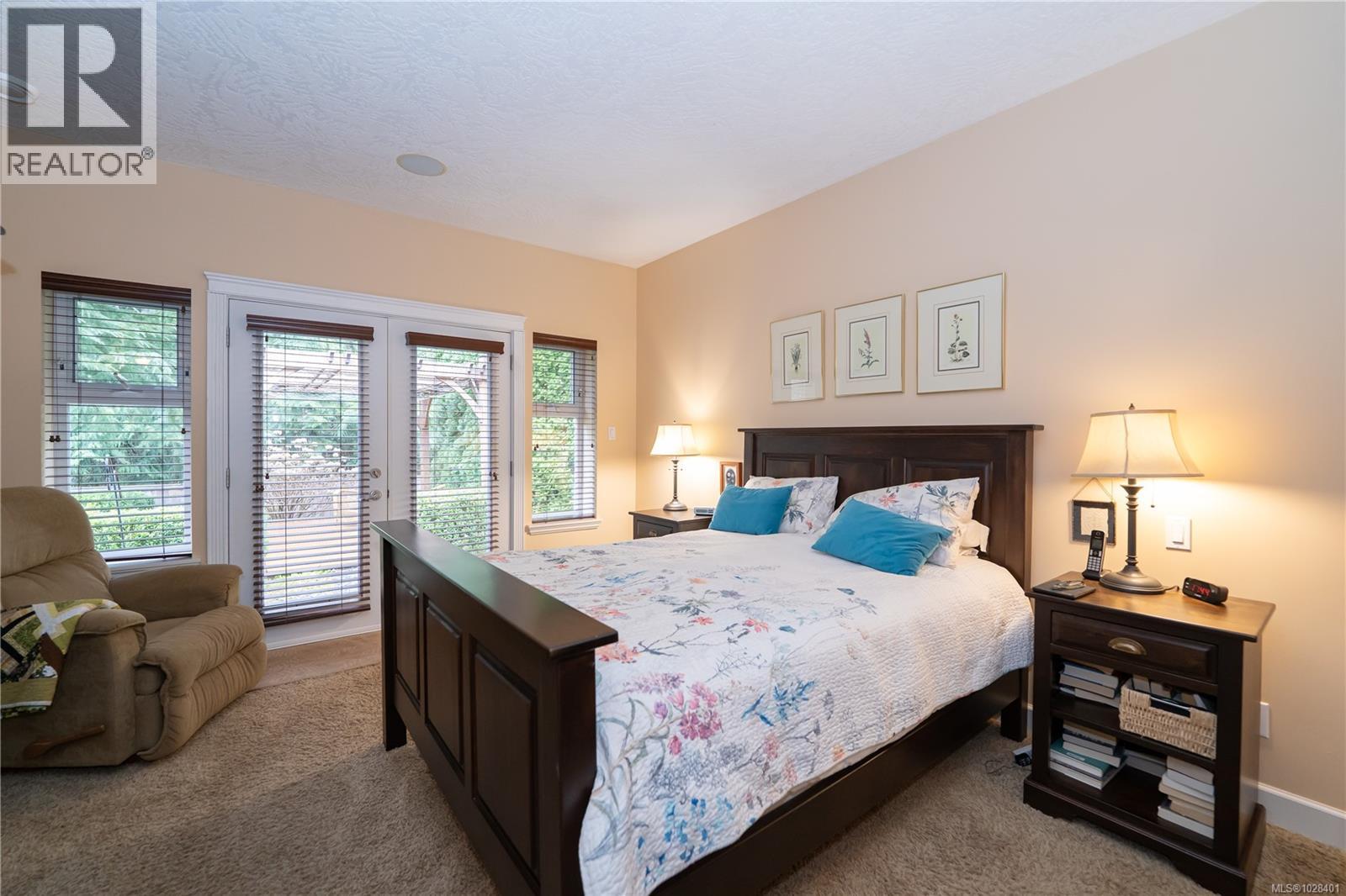  2514 Kinnoull Crescent, Mill Bay