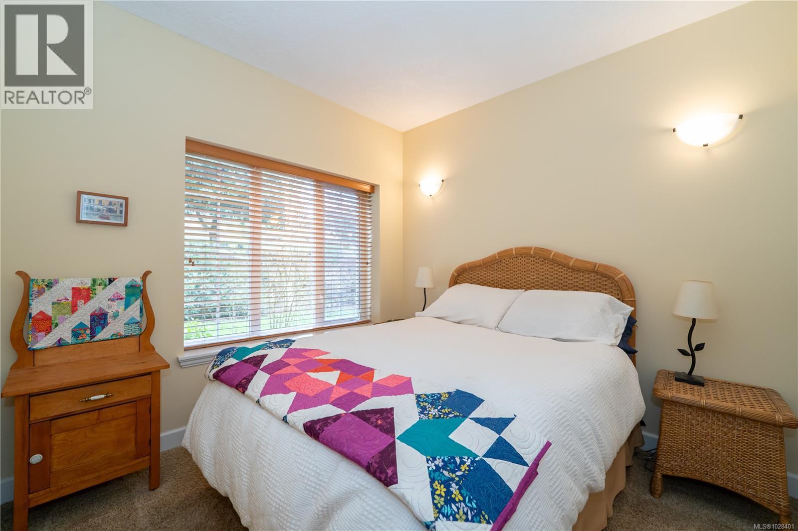  2514 Kinnoull Crescent, Mill Bay