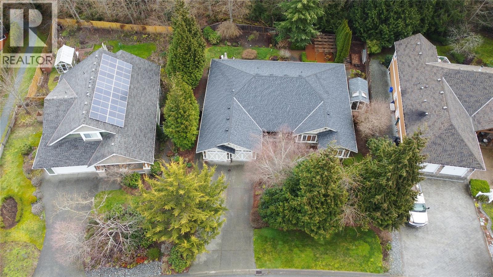  2514 Kinnoull Crescent, Mill Bay