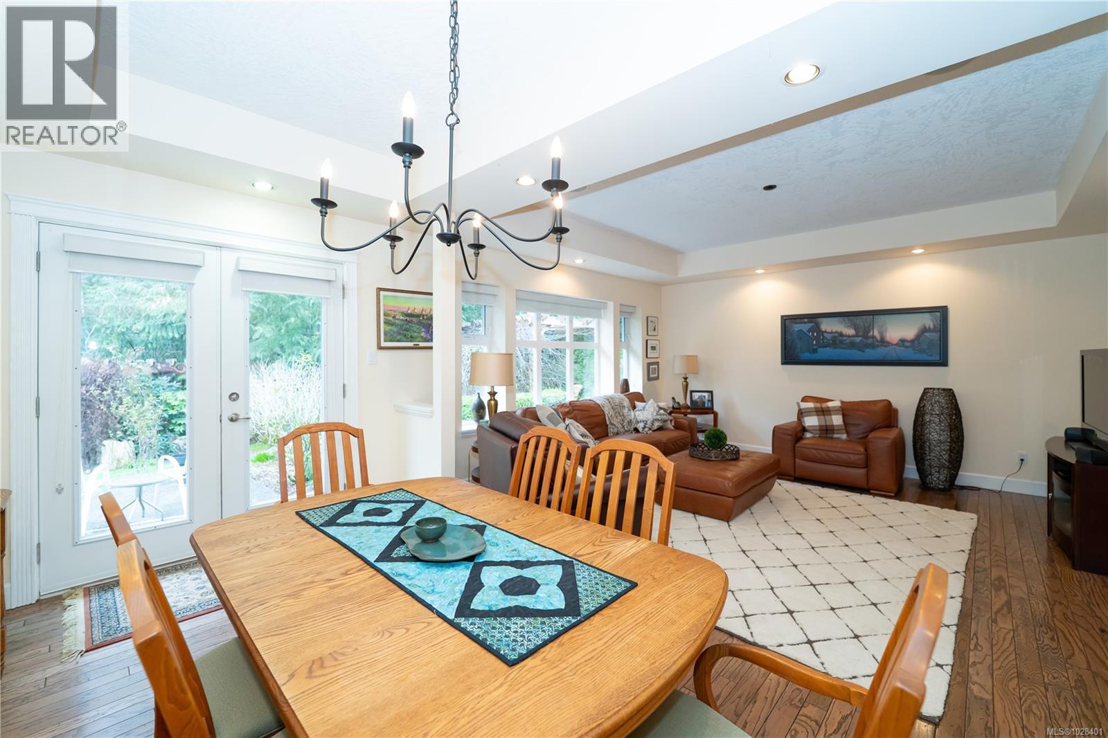  2514 Kinnoull Crescent, Mill Bay