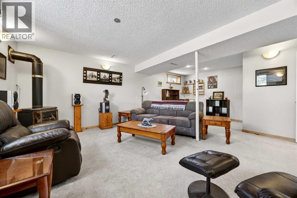 Single Family House Bi-level for Sale in  Maddock Way NE Marlborough Park Calgary 