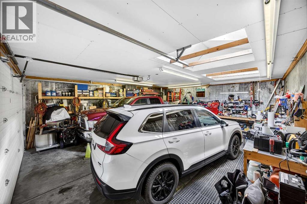 Single Family House Bi-level for Sale in  Maddock Way NE Marlborough Park Calgary 