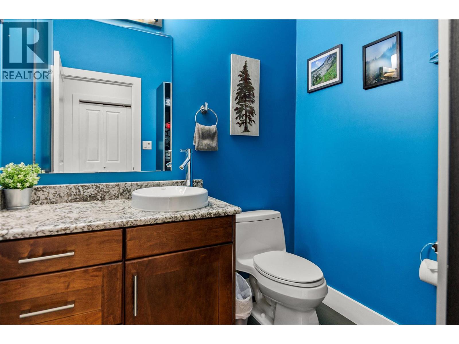 309 1 Street W Unit# 301, Revelstoke