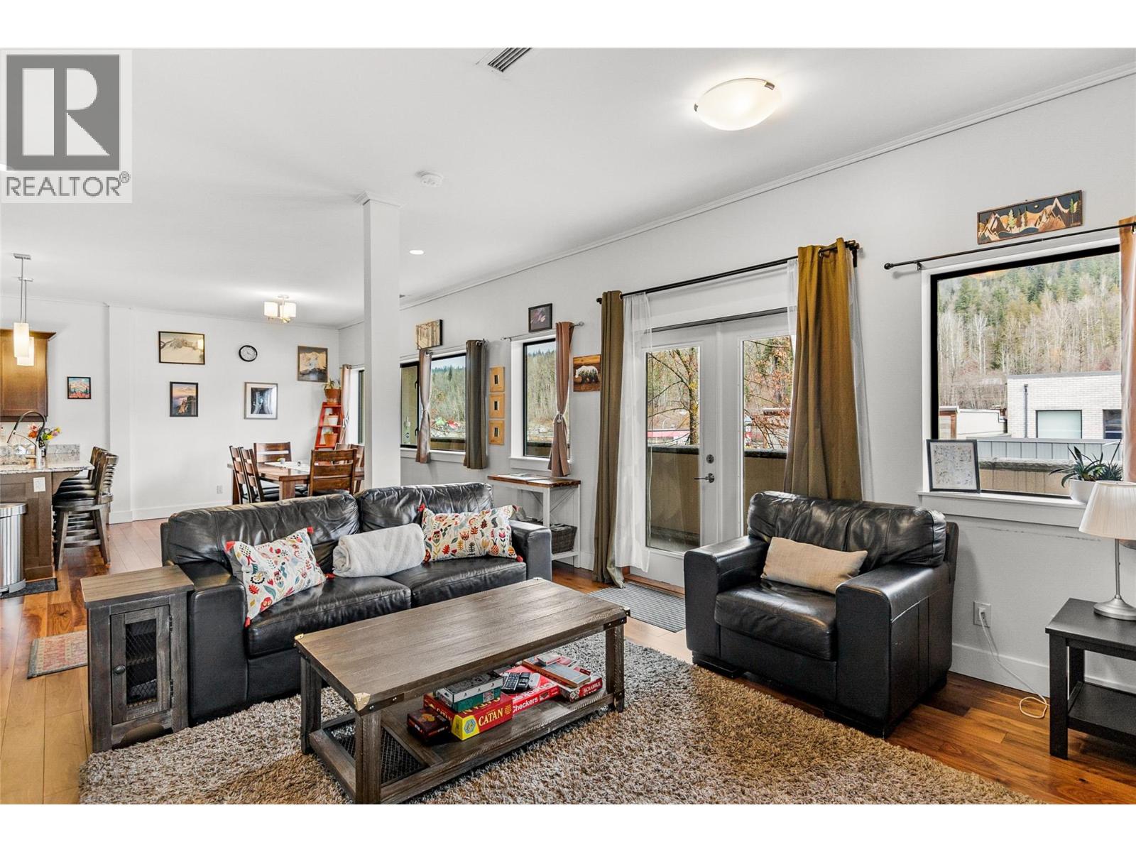 309 1 Street W Unit# 301, Revelstoke