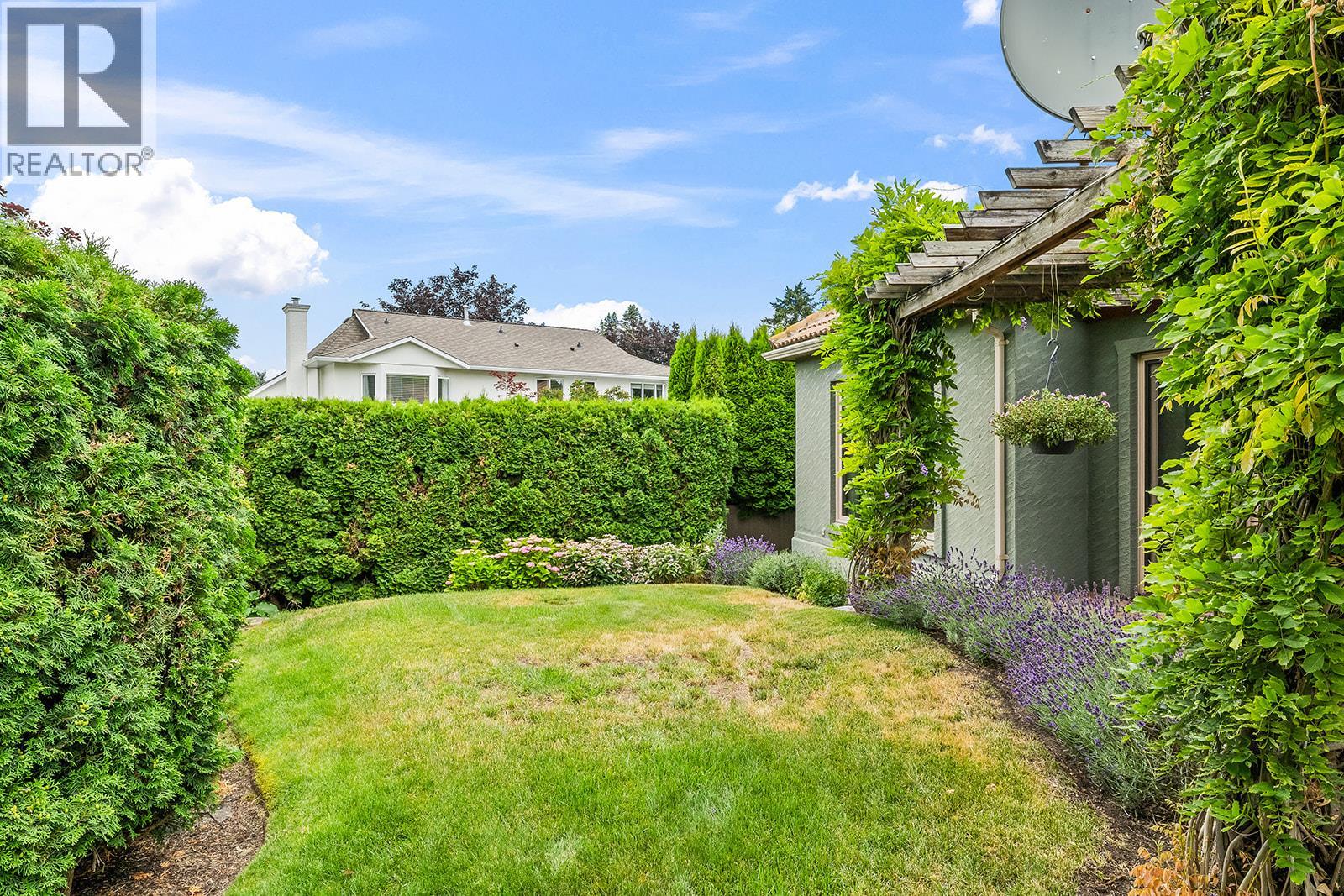 463 Carona Crescent, Kelowna