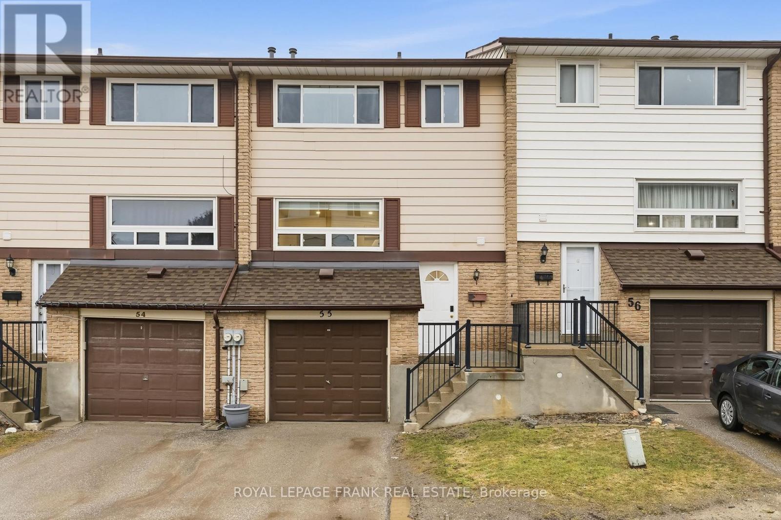 55 - 966 ADELAIDE AVENUE E