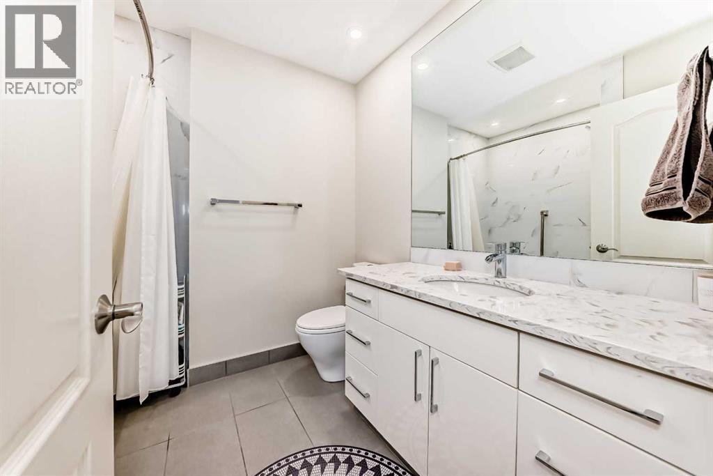 Single Family House for Sale in  Varsity Close NW Varsity Calgary 