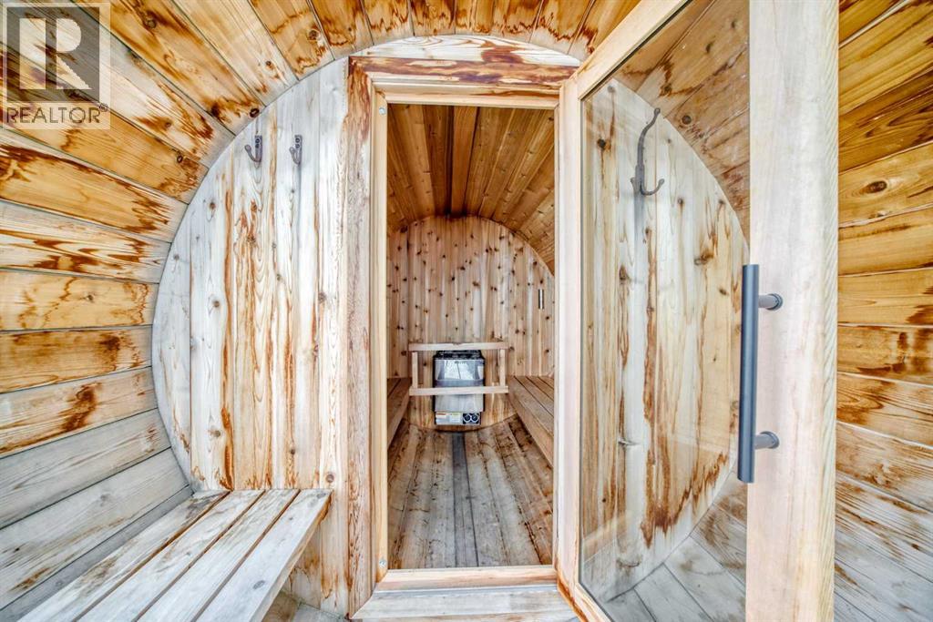 Single Family House for Sale in  Varsity Close NW Varsity Calgary 