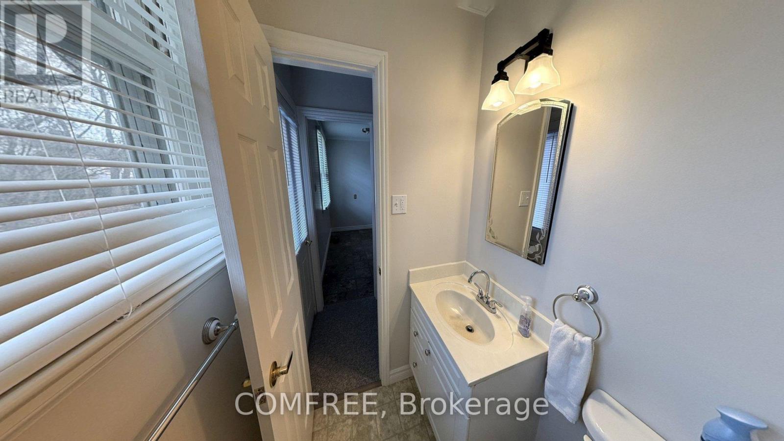 20 LYNNGATE COURT, London South (South M), Ontario