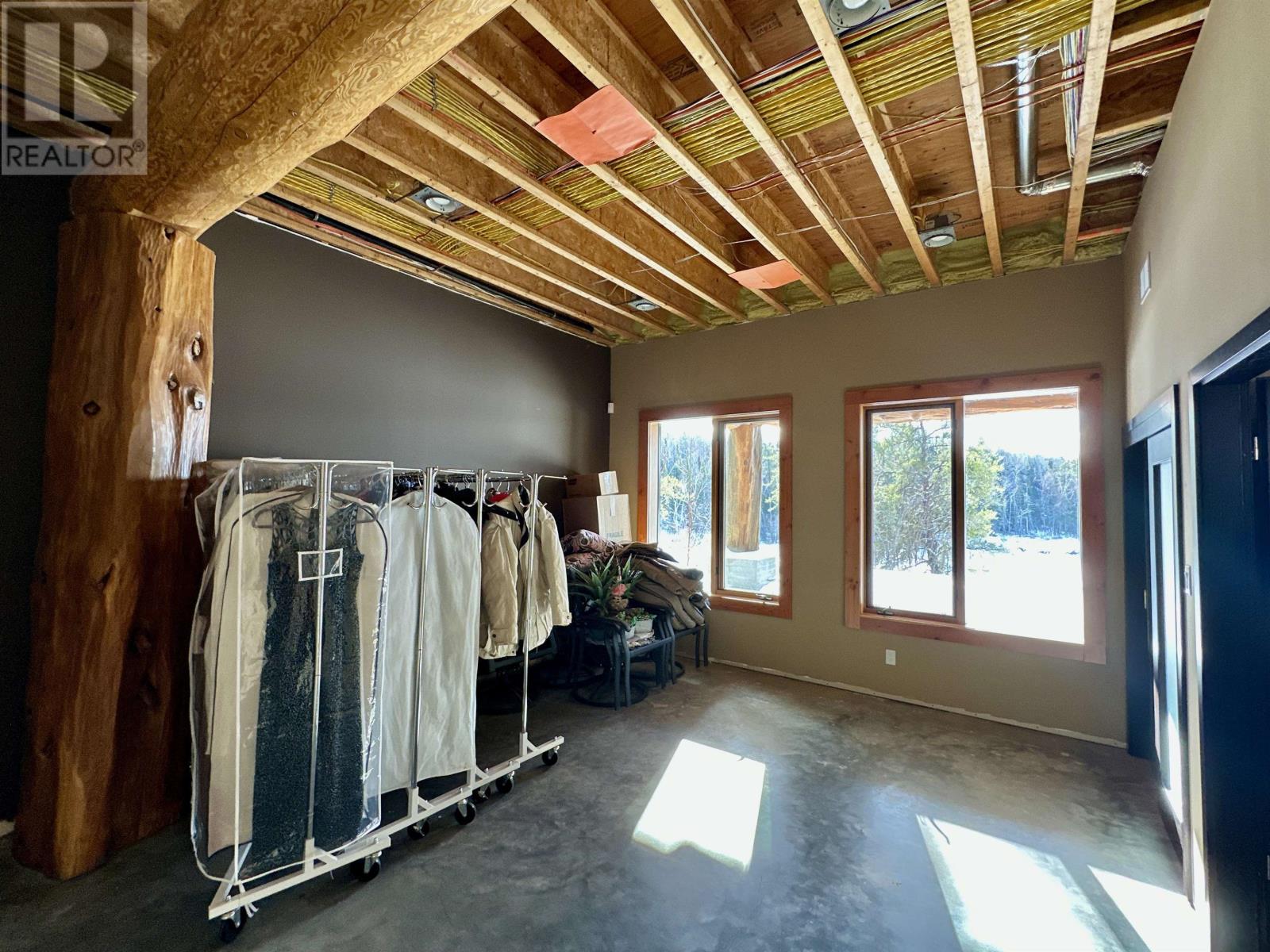 76 MIDDLE LAKE/WINNIPEG RIVER, KENORA, Ontario