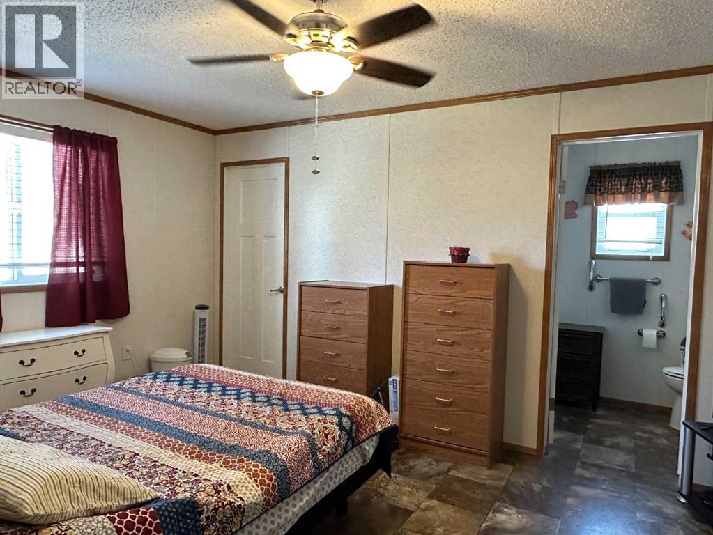 6205 54 Street, Ponoka