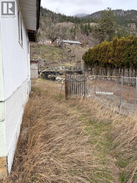  701 COLUMBIA Street, Lillooet