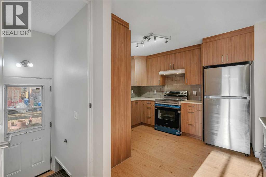 Single Family House Bungalow for Sale in  Huntham Place NE Huntington Hills Calgary 