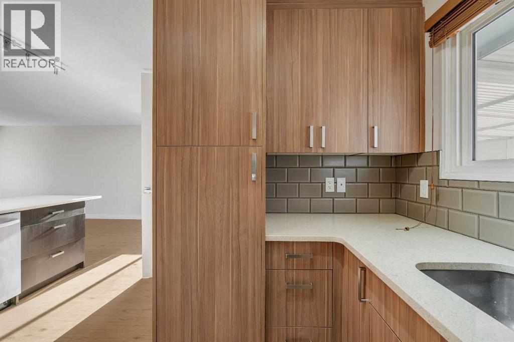 Single Family House Bungalow for Sale in  Huntham Place NE Huntington Hills Calgary 