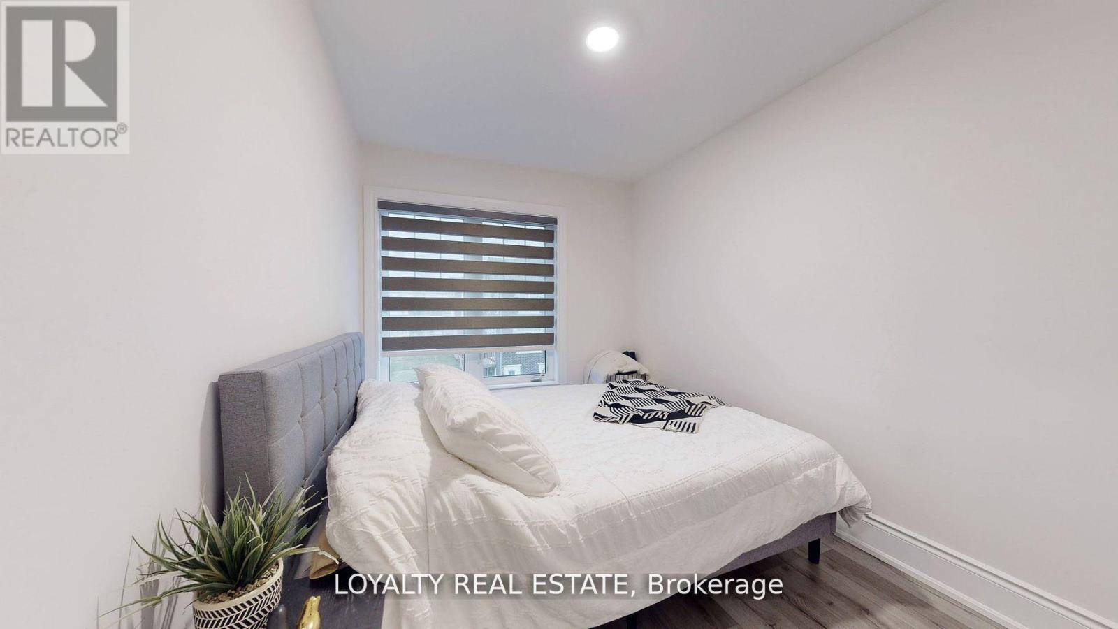35 BAVIN STREET - 24