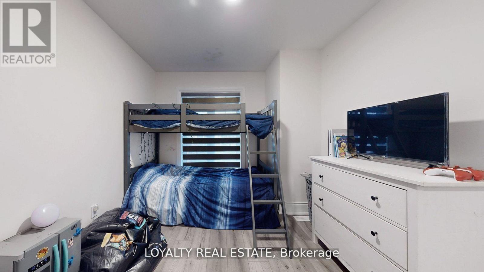 35 BAVIN STREET - 31