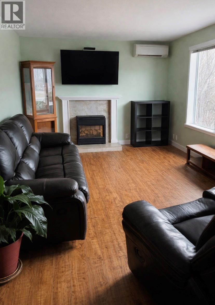 2052 Atkinson Street, Penticton