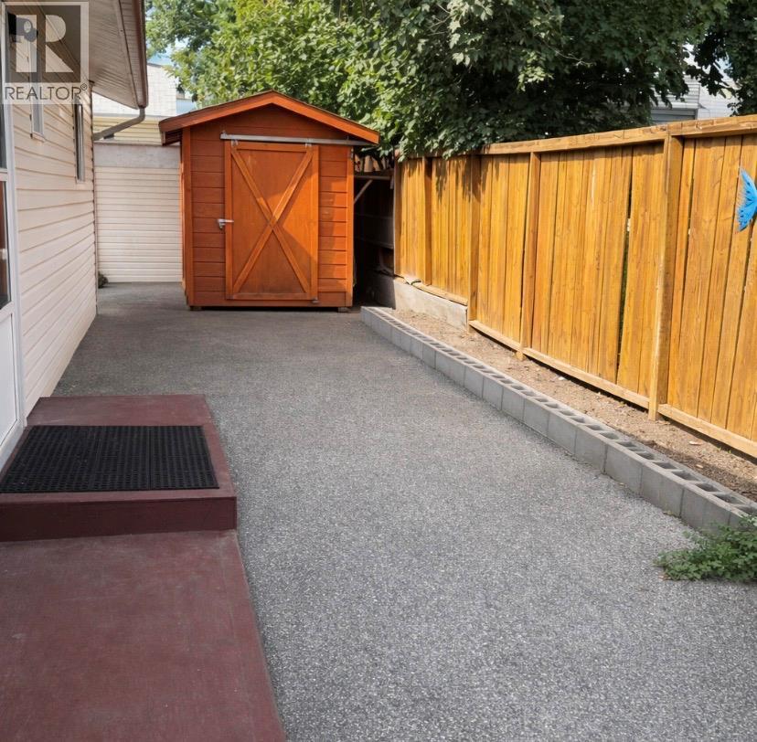 2052 Atkinson Street, Penticton