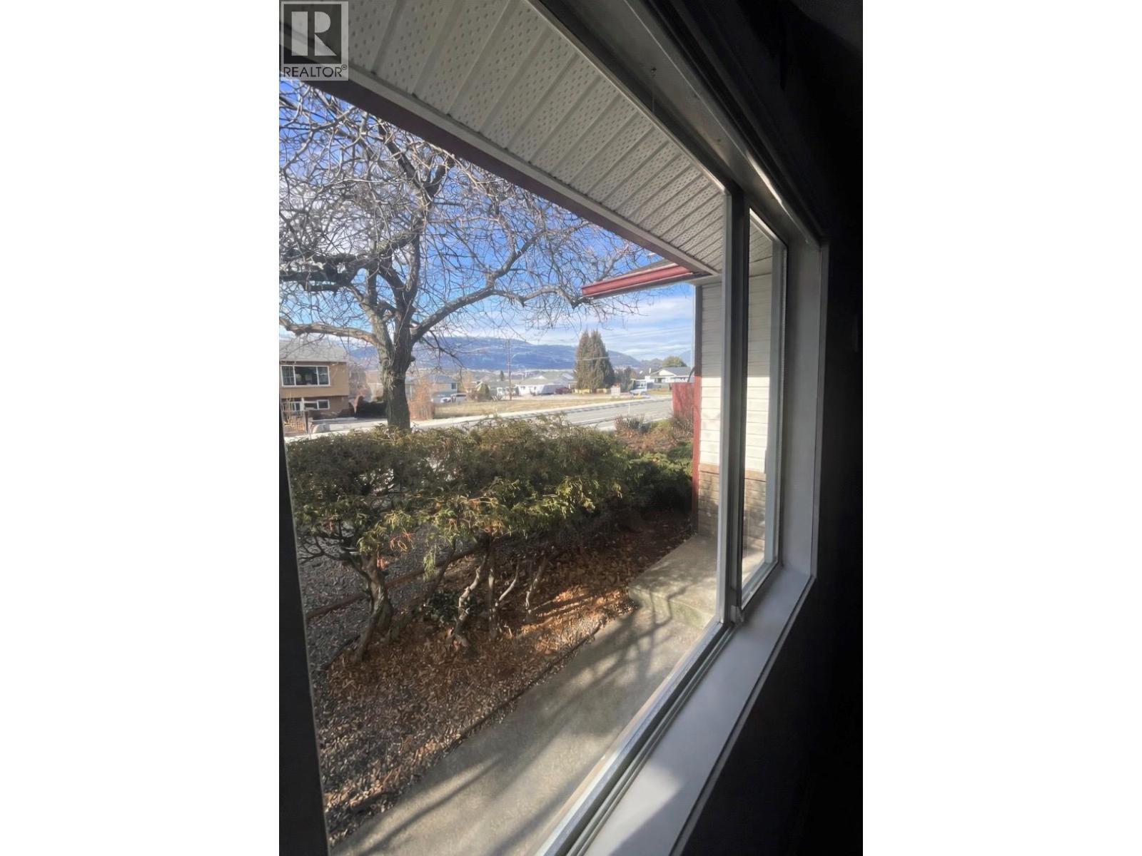 2052 Atkinson Street, Penticton