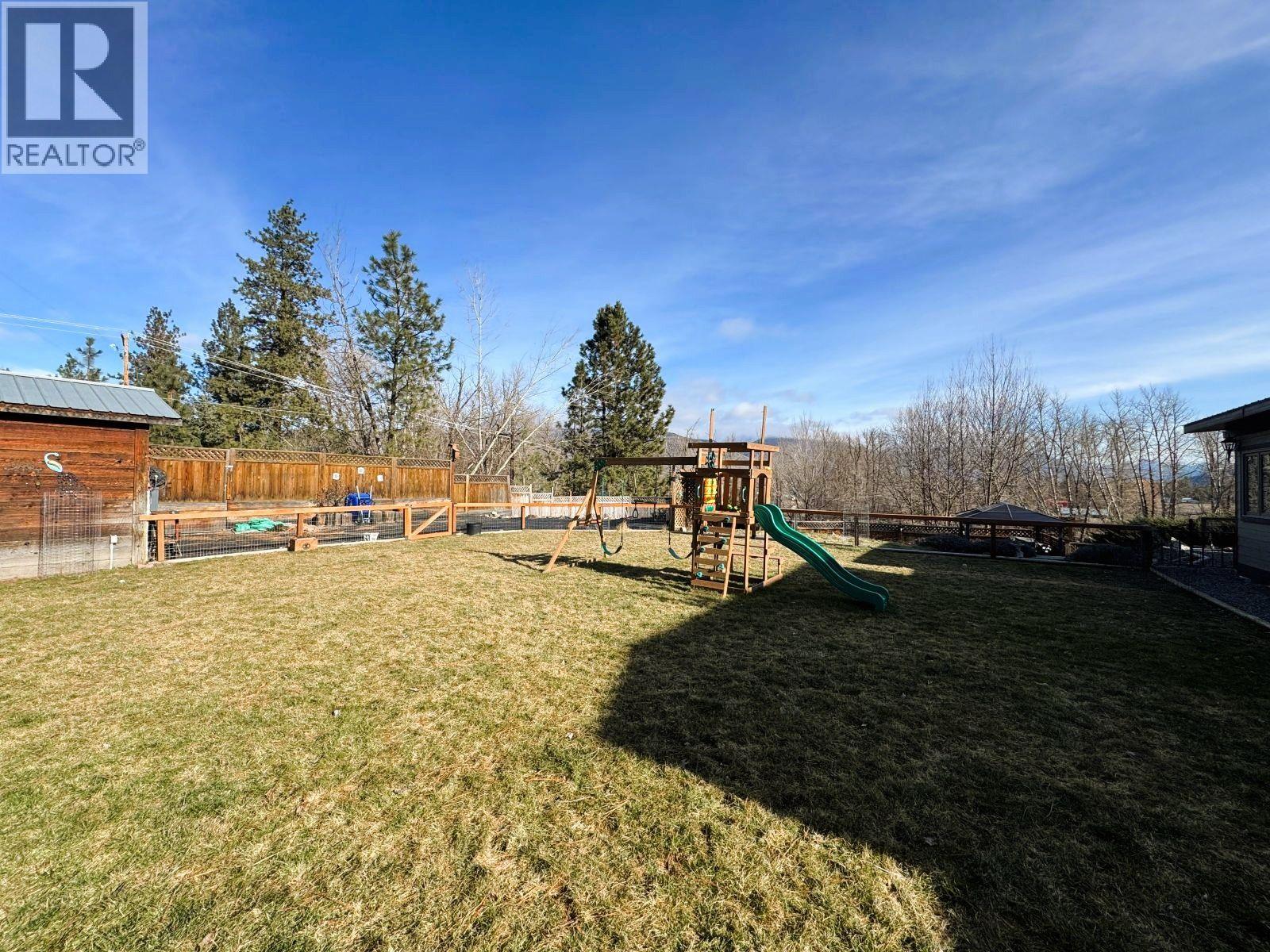 2200 ALMOND GARDENS ROAD E - 29