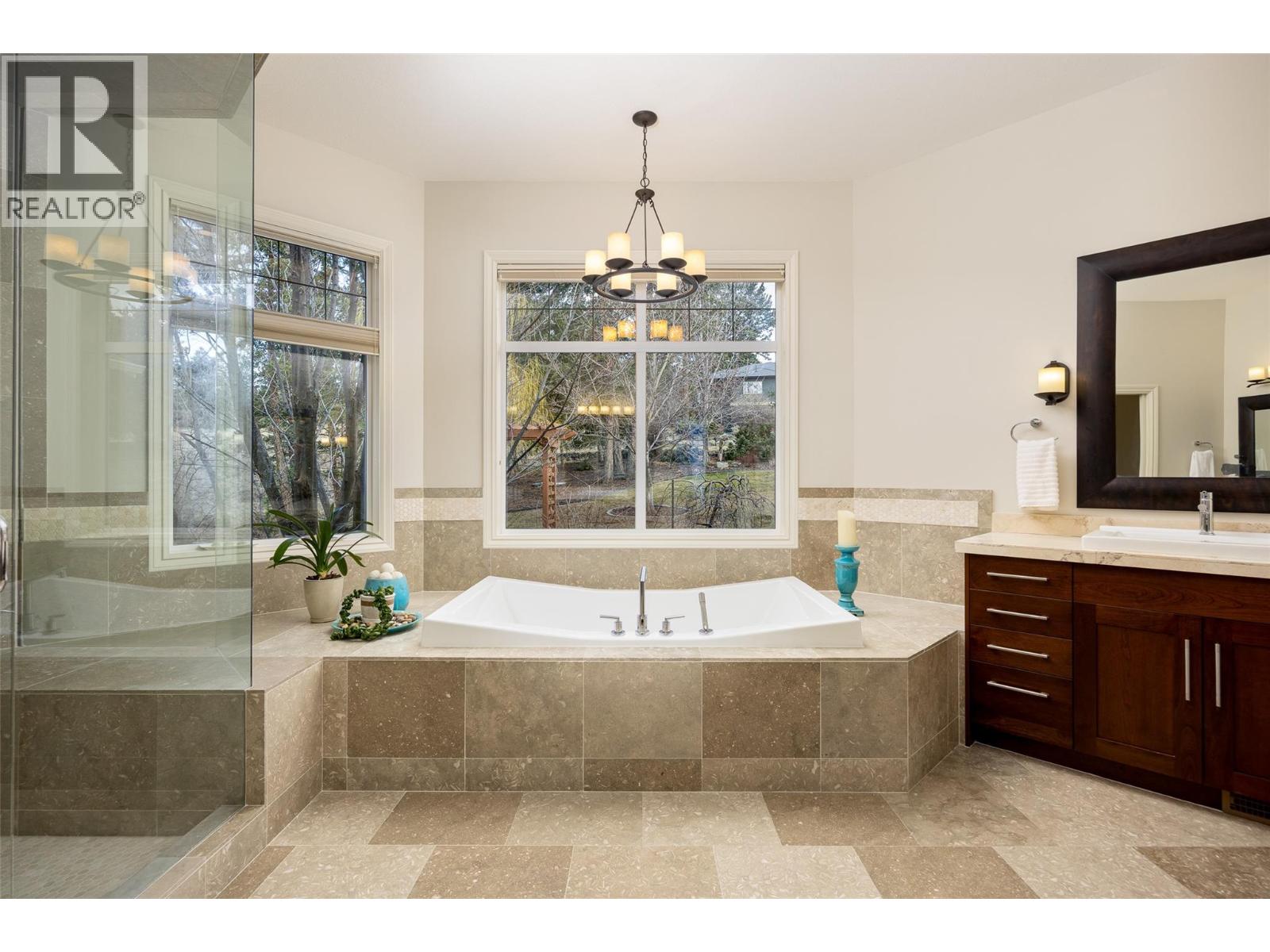 60 10726 Nighthawk Road, Lake Country