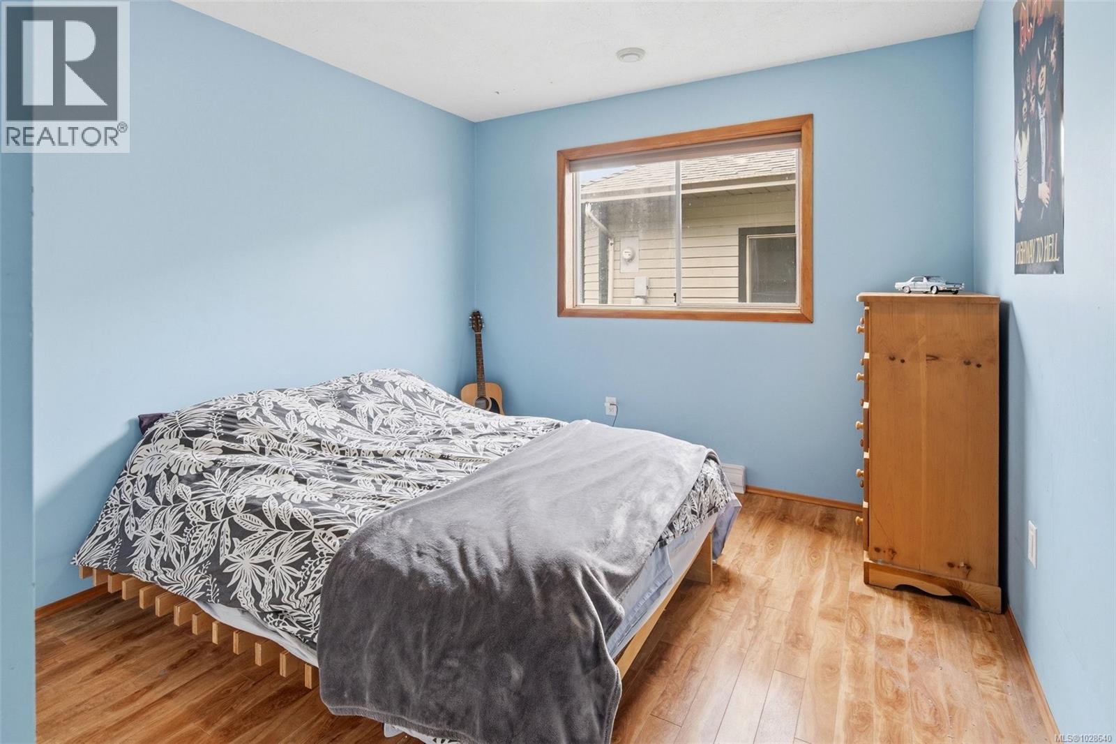  1237 Glyn Oak Place, Saanich