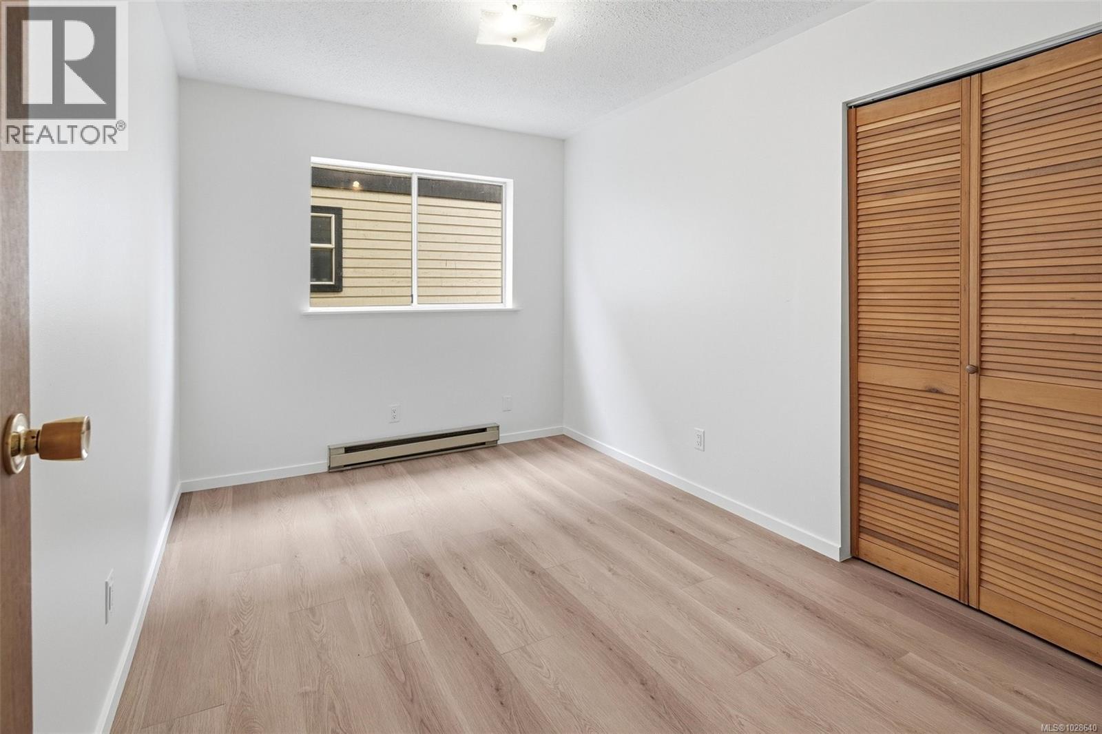  1237 Glyn Oak Place, Saanich