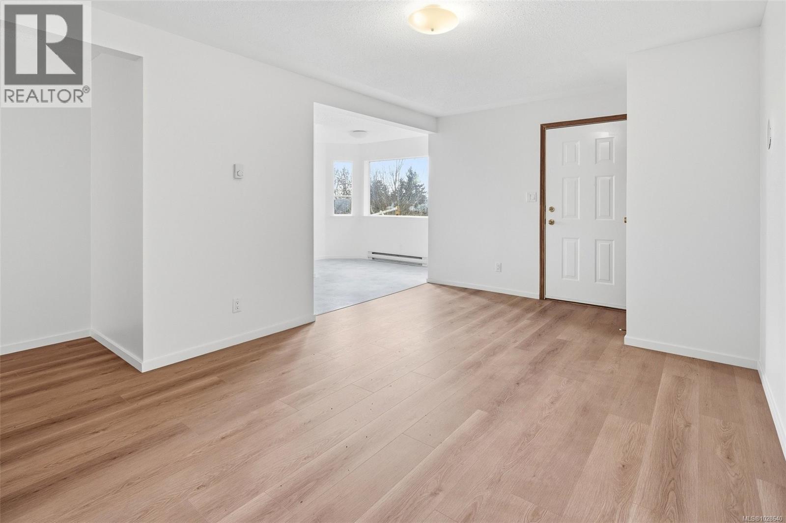  1237 Glyn Oak Place, Saanich