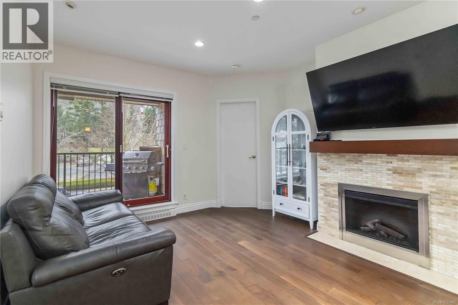 217 1335 Bear Mountain Parkway, Langford