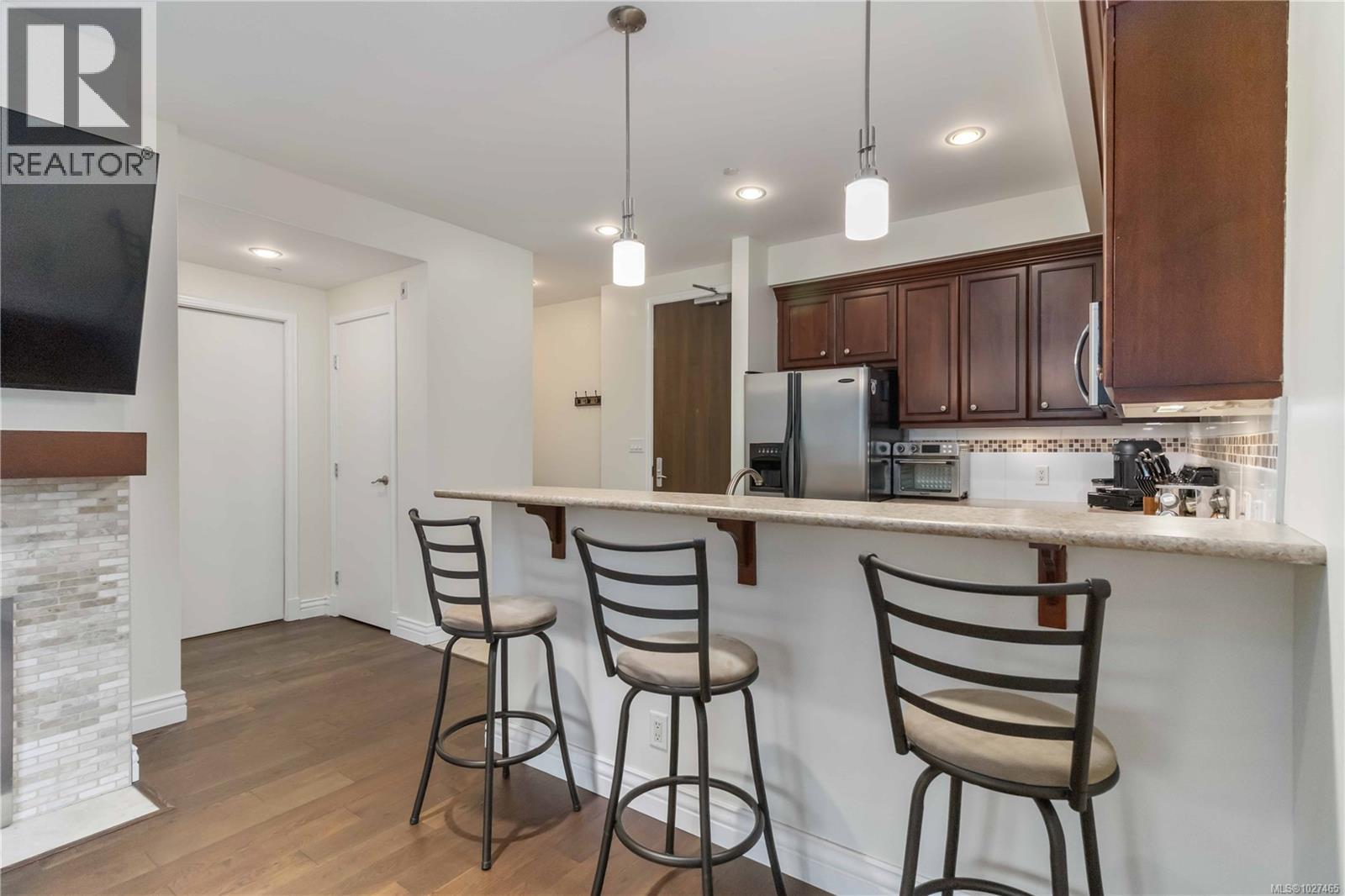 217 1335 Bear Mountain Parkway, Langford