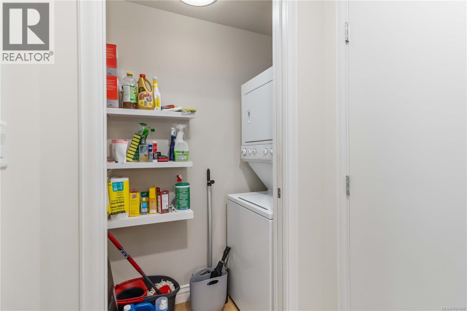 217 1335 Bear Mountain Parkway, Langford