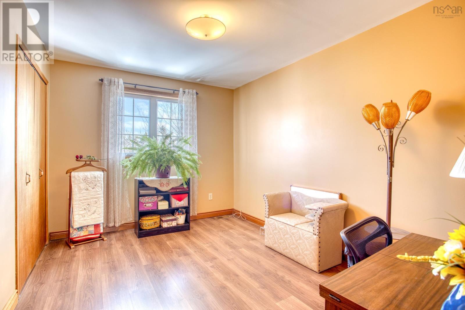 Property 24 of 36 of 122 Northcliffe Drive