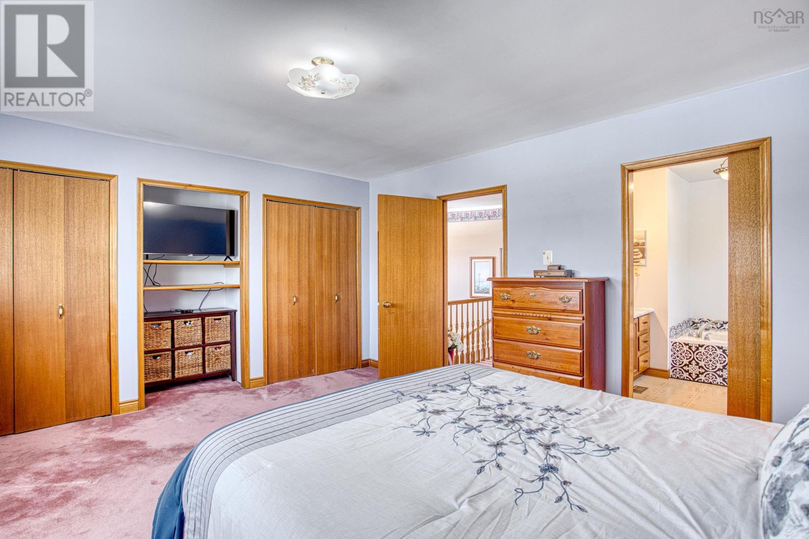 Property 19 of 36 of 122 Northcliffe Drive