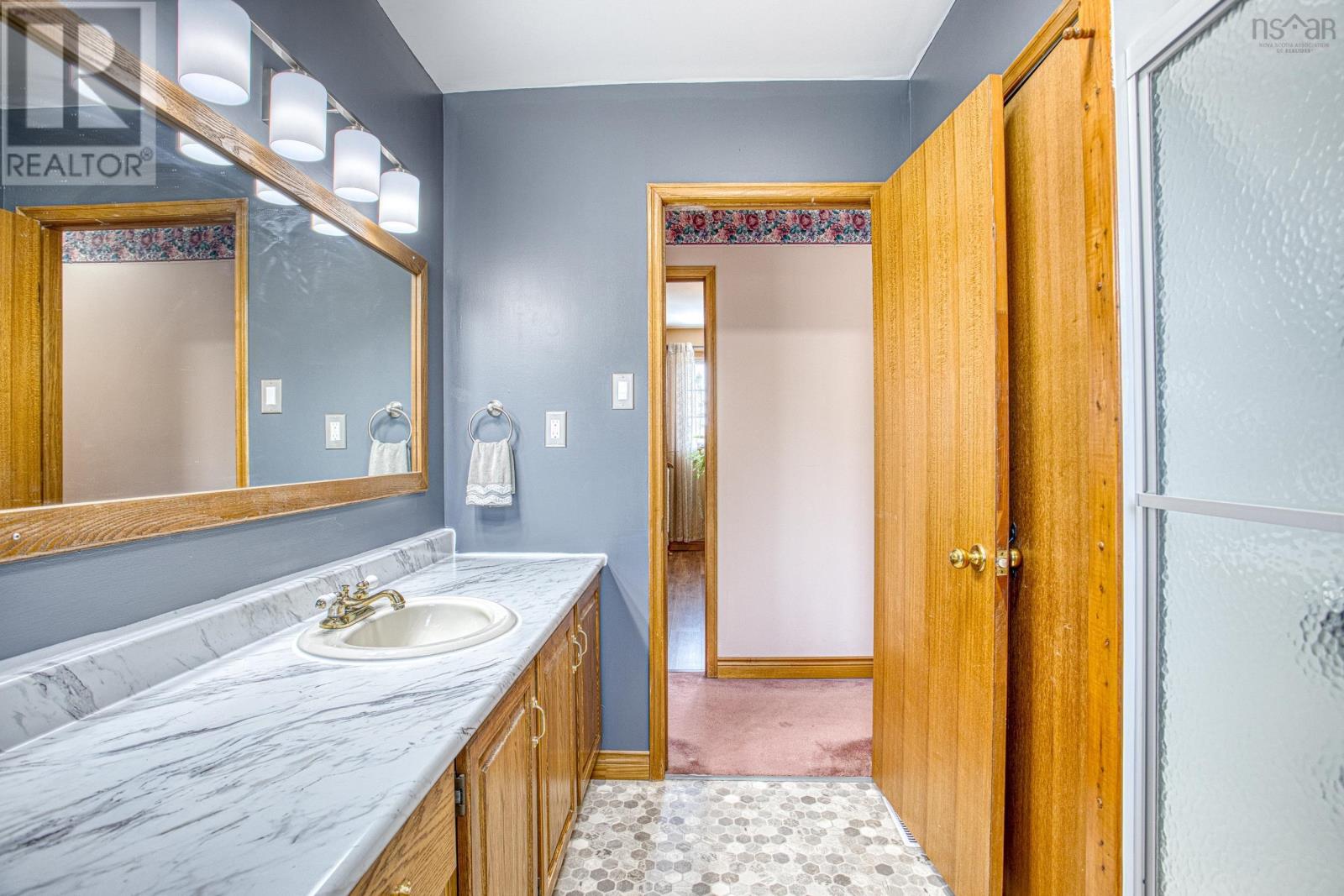 Property 22 of 36 of 122 Northcliffe Drive