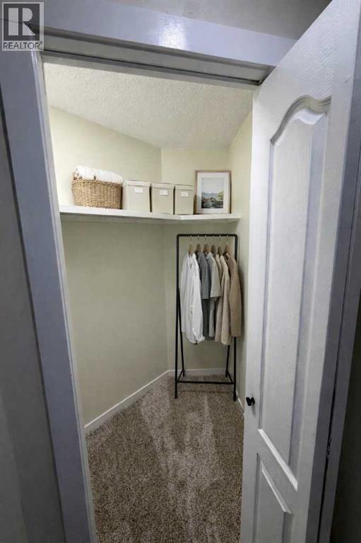 Single Family House for Sale in  Harvest Oak Crescent NE Harvest Hills Calgary 