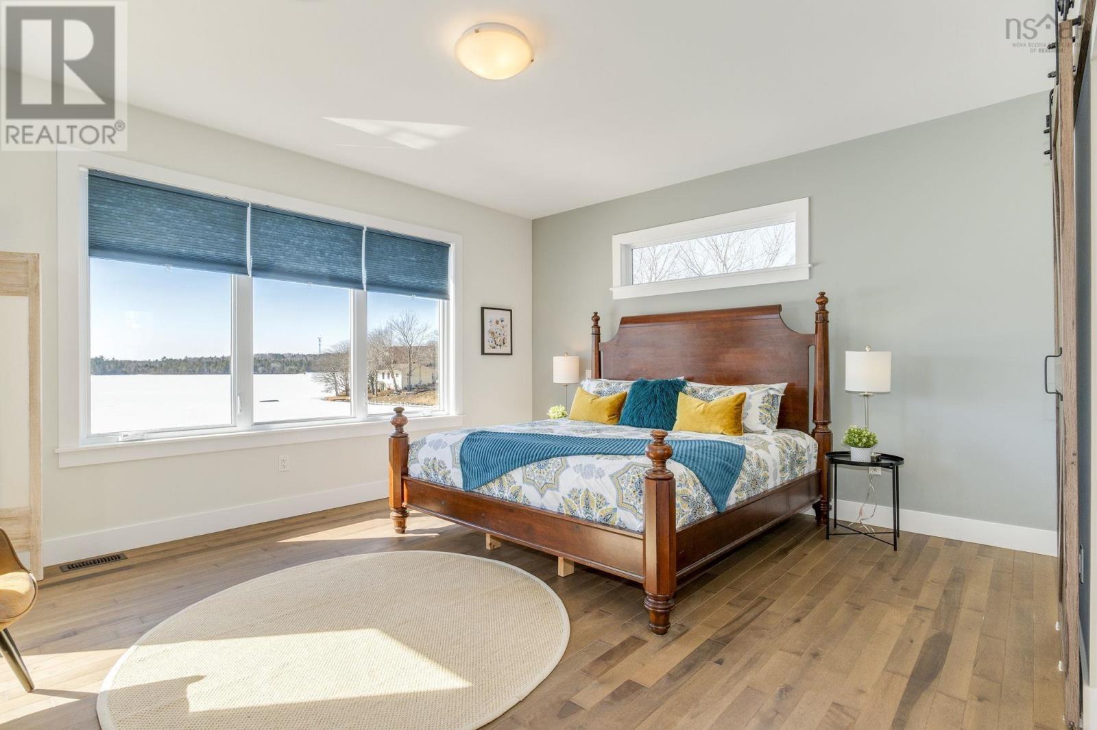 Property 22 of 50 of 30 Montague Road