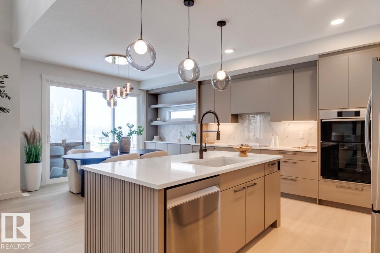 3280 Chernowski WY SW, Edmonton