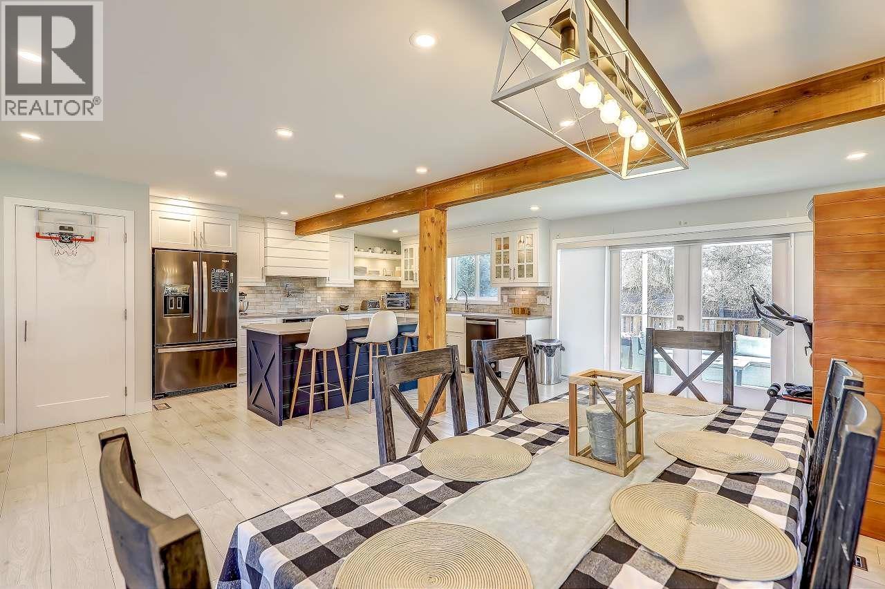 5007 60A Street, Ladner