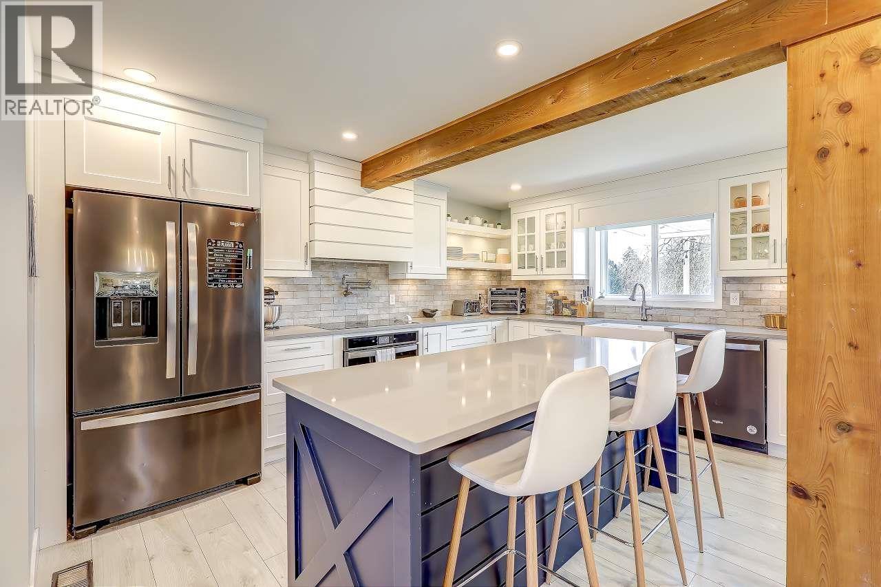 5007 60A Street, Ladner