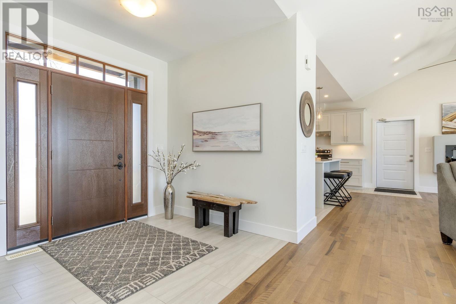 Property 8 of 50 of 30 Montague Road