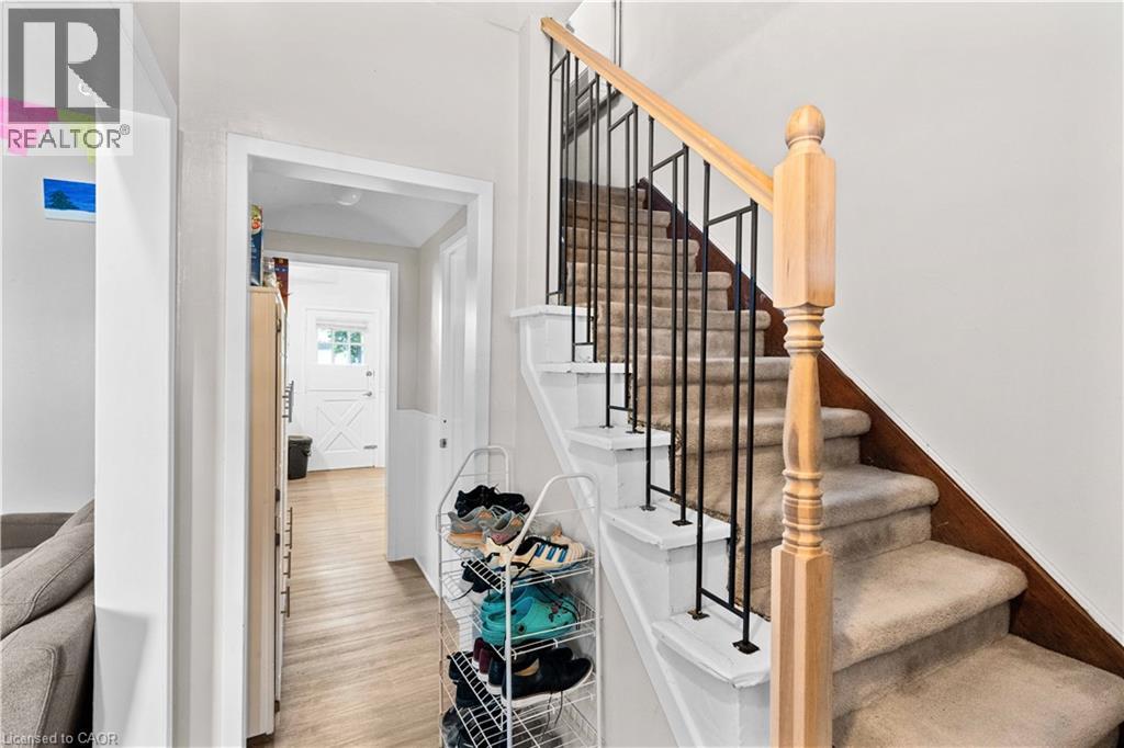 33 CLINE AVENUE N - 17