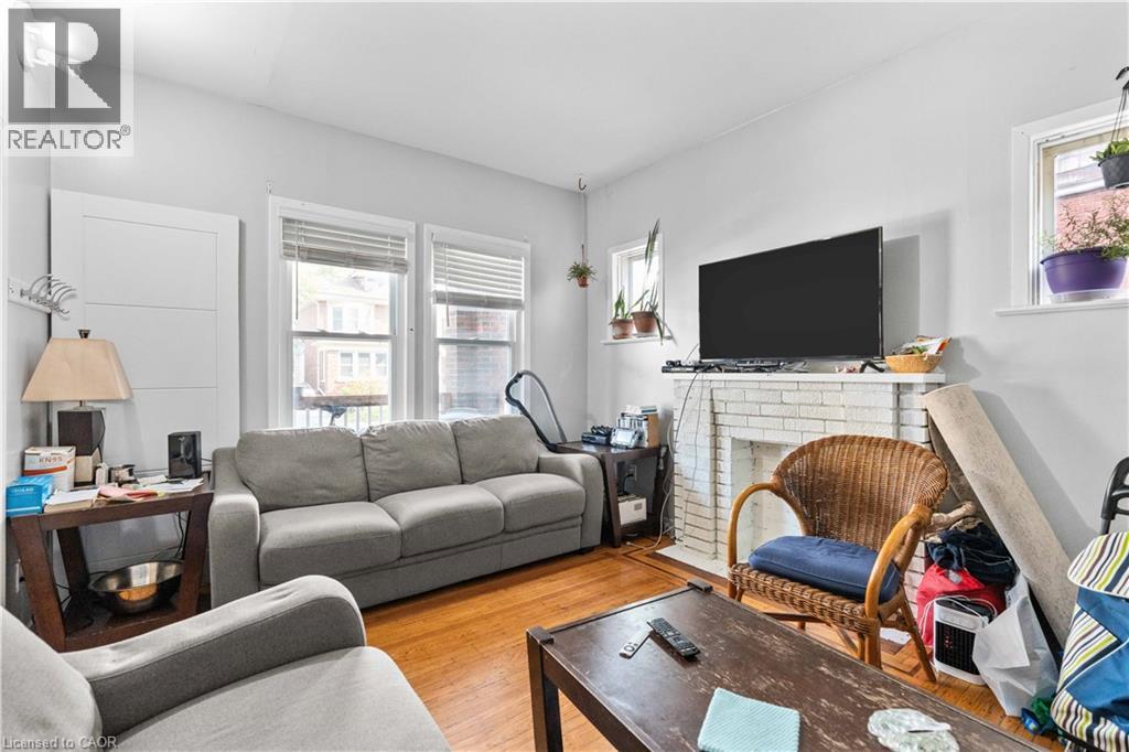 33 CLINE AVENUE N - 19