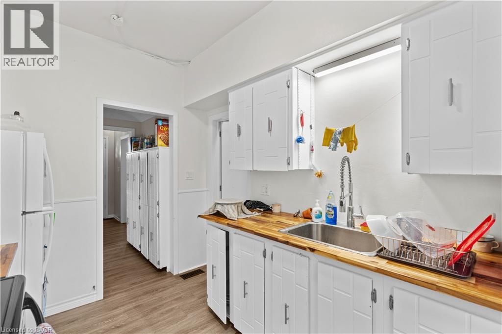 33 CLINE AVENUE N - 12